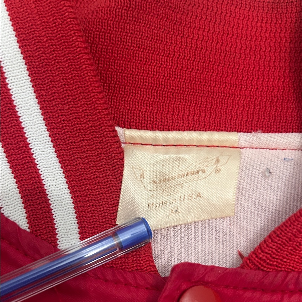 Vintage Wisconsin Badgers Red Bomber varsity Jacket size XL - Picture 2 of 9